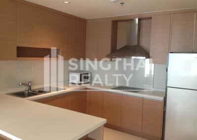 For RENT : The Emporio Place / 3 Bedroom / 3 Bathrooms / 162 sqm / 100000 THB [4413179]