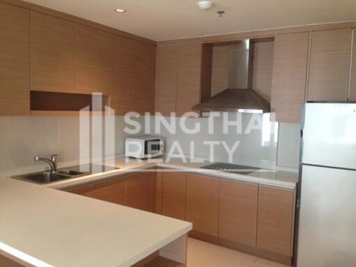 For RENT : The Emporio Place / 3 Bedroom / 3 Bathrooms / 162 sqm / 100000 THB [4413179]