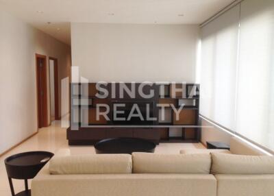 For RENT : The Emporio Place / 3 Bedroom / 3 Bathrooms / 162 sqm / 100000 THB [4413179]