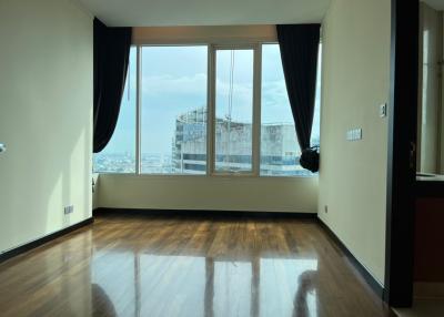 For RENT : The Infinity / 3 Bedroom / 3 Bathrooms / 229 sqm / 100000 THB [4980140]