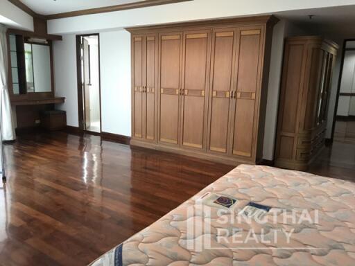 For RENT : Baan Suanpetch / 3 Bedroom / 3 Bathrooms / 266 sqm / 100000 THB [5443454]