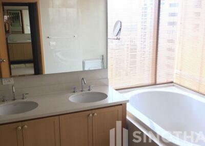 For RENT : The Emporio Place / 3 Bedroom / 3 Bathrooms / 169 sqm / 100000 THB [5921387]