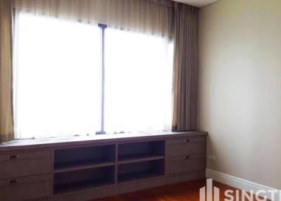 For RENT : Bright Sukhumvit 24 / 3 Bedroom / 3 Bathrooms / 166 sqm / 100000 THB [6353368]