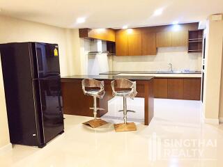 For RENT : Townhouse Ekkamai / 3 Bedroom / 4 Bathrooms / 351 sqm / 100000 THB [6689600]