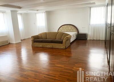 For RENT : Jaspal Residence 2 / 4 Bedroom / 4 Bathrooms / 280 sqm / 100000 THB [6901984]