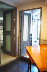 For RENT : Townhouse Phromphong / 3 Bedroom / 3 Bathrooms / 301 sqm / 100000 THB [7295705]