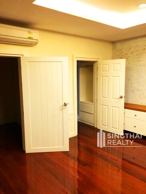 For RENT : Townhouse Thonglor / 4 Bedroom / 5 Bathrooms / 451 sqm / 100000 THB [7616399]