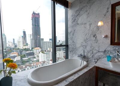 For RENT : KHUN by YOO inspired by Starck / 2 Bedroom / 2 Bathrooms / 82 sqm / 150000 THB [8298071]