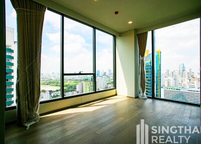 For RENT : Celes Asoke / 3 Bedroom / 4 Bathrooms / 141 sqm / 100000 THB [8312563]