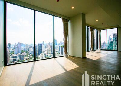 For RENT : Celes Asoke / 3 Bedroom / 4 Bathrooms / 141 sqm / 100000 THB [8312563]