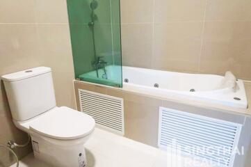 For RENT : House Phrakanong / 4 Bedroom / 4 Bathrooms / 251 sqm / 100000 THB [8567257]