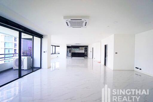 For RENT : Moon Tower / 3 Bedroom / 3 Bathrooms / 292 sqm / 100000 THB [8900593]