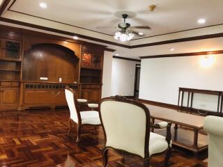 For RENT : G.M. Mansion / 4 Bedroom / 4 Bathrooms / 450 sqm / 100000 THB [9634036]