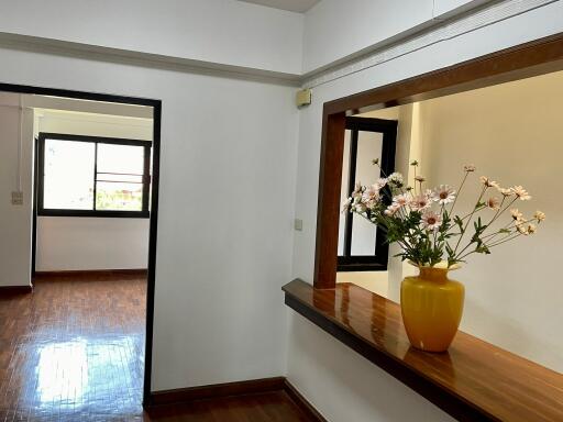 For RENT : House Nana / 3 Bedroom / 5 Bathrooms / 500 sqm / 110000 THB [9688987]