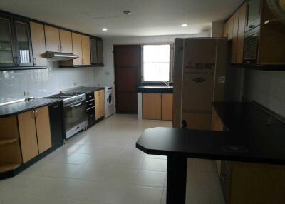 For RENT : Asa Garden / 3 Bedroom / 3 Bathrooms / 300 sqm / 100000 THB [9767363]