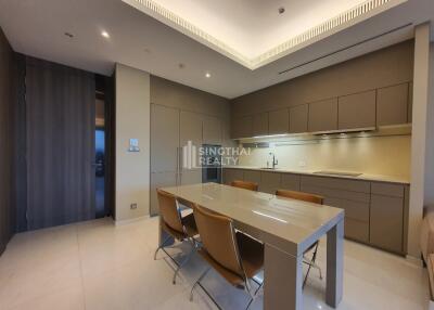 For RENT : Sindhorn Tonson / 1 Bedroom / 1 Bathrooms / 86 sqm / 100000 THB [9916317]