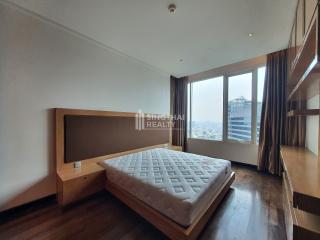 For RENT : The Infinity / 3 Bedroom / 3 Bathrooms / 226 sqm / 100000 THB [9943547]