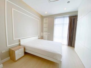 For RENT : Grand Langsuan / 3 Bedroom / 2 Bathrooms / 143 sqm / 100000 THB [R10030]