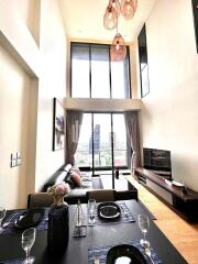 For RENT : BEATNIQ Sukhumvit 32 / 2 Bedroom / 2 Bathrooms / 104 sqm / 100000 THB [10356664]