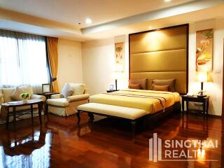 For RENT : Piyathip Place / 3 Bedroom / 3 Bathrooms / 290 sqm / 105000 THB [8408373]