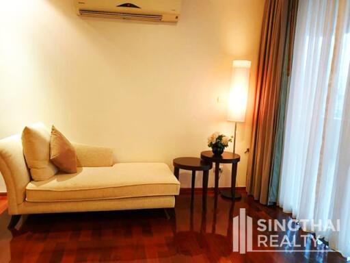 For RENT : Piyathip Place / 3 Bedroom / 3 Bathrooms / 290 sqm / 105000 THB [8408373]