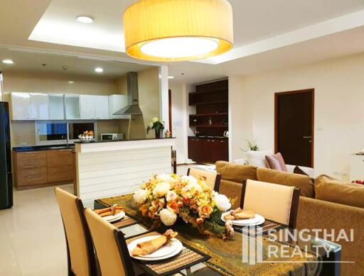 For RENT : Piyathip Place / 3 Bedroom / 3 Bathrooms / 290 sqm / 105000 THB [8408373]