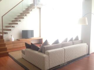 For RENT : The Sukhothai Residences / 1 Bedroom / 2 Bathrooms / 138 sqm / 110000 THB [3492542]