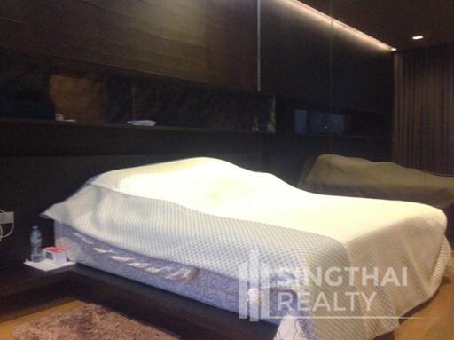 For RENT : Hyde Sukhumvit 13 / 3 Bedroom / 3 Bathrooms / 151 sqm / 110000 THB [5461070]