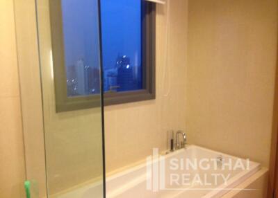 For RENT : Hyde Sukhumvit 13 / 3 Bedroom / 3 Bathrooms / 151 sqm / 110000 THB [5461070]