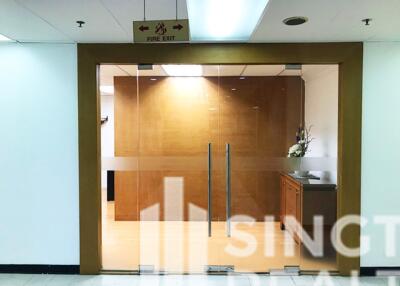 For RENT : Office Ekkamai / 2 Bedroom / 2 Bathrooms / 199 sqm / 110000 THB [7226633]