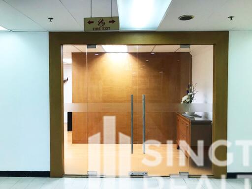 For RENT : Office Ekkamai / 2 Bedroom / 2 Bathrooms / 199 sqm / 110000 THB [7226633]