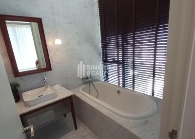 For RENT : KHUN by YOO inspired by Starck / 2 Bedroom / 2 Bathrooms / 82 sqm / 110000 THB [9985772]