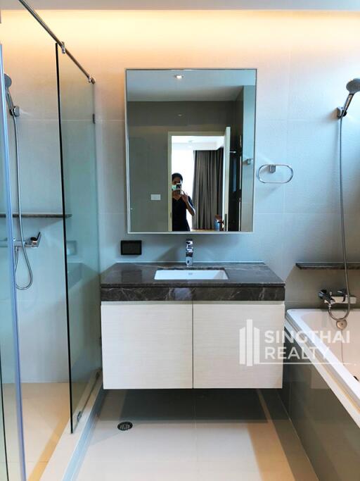 For RENT : BioHouse service Apartment / 3 Bedroom / 3 Bathrooms / 240 sqm / 110000 THB [8291077]