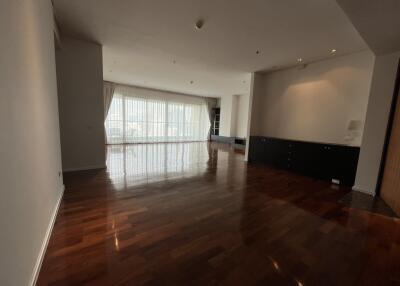 For RENT : The Lakes / 3 Bedroom / 3 Bathrooms / 210 sqm / 110000 THB [10657002]