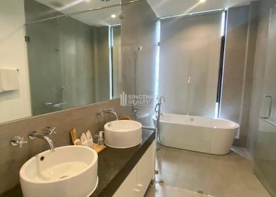 For RENT : Benviar Tonson Residence / 3 Bedroom / 3 Bathrooms / 225 sqm / 115000 THB [9053397]