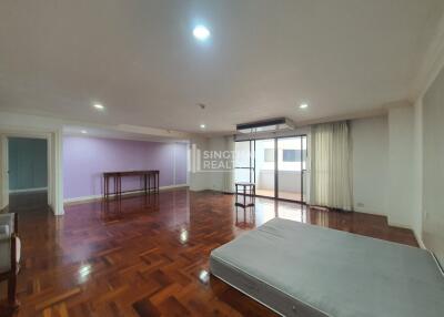 For RENT : G.M. Mansion / 4 Bedroom / 4 Bathrooms / 450 sqm / 115000 THB [10075332]