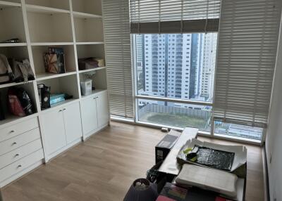 For RENT : Fullerton Sukhumvit / 4 Bedroom / 4 Bathrooms / 200 sqm / 120000 THB [10567023]