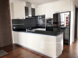 For RENT : Quattro by Sansiri / 3 Bedroom / 3 Bathrooms / 123 sqm / 120000 THB [4949546]