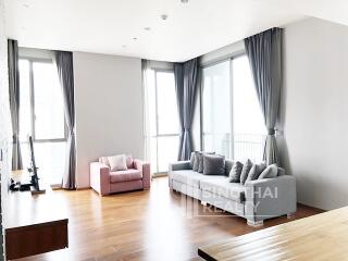 For RENT : Quattro by Sansiri / 3 Bedroom / 3 Bathrooms / 123 sqm / 120000 THB [4949546]