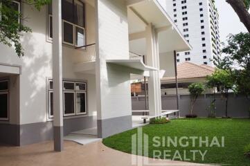 For RENT : House Nana / 3 Bedroom / 4 Bathrooms / 331 sqm / 120000 THB [4914167]