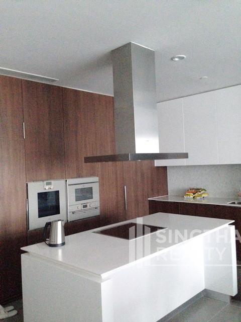 For RENT : 185 Rajadamri / 2 Bedroom / 2 Bathrooms / 127 sqm / 120000 THB [6091865]