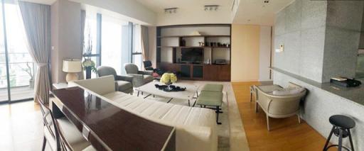 For RENT : The Met / 3 Bedroom / 3 Bathrooms / 195 sqm / 120000 THB [6145989]