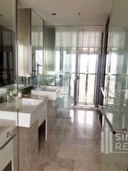 For RENT : The Met / 3 Bedroom / 3 Bathrooms / 195 sqm / 120000 THB [6145989]