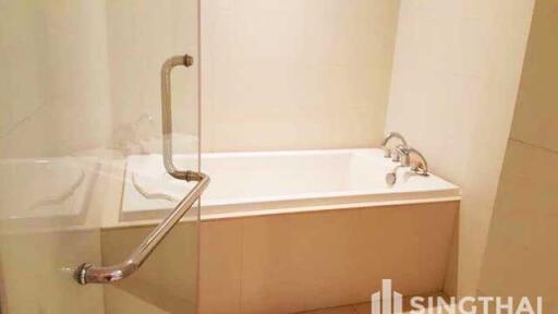 For RENT : Bright Sukhumvit 24 / 3 Bedroom / 3 Bathrooms / 178 sqm / 120000 THB [6361959]