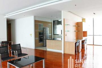 For RENT : Domus / 2 Bedroom / 3 Bathrooms / 168 sqm / 120000 THB [6564744]