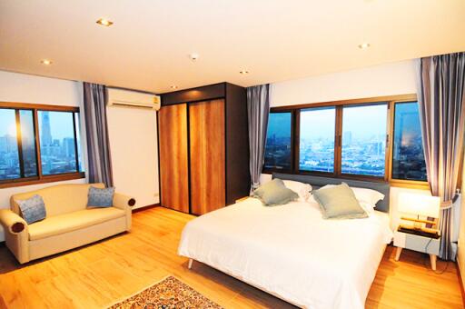 For RENT : Tower Park / 3 Bedroom / 3 Bathrooms / 281 sqm / 120000 THB [6695724]