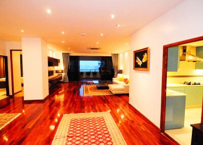 For RENT : Tower Park / 3 Bedroom / 3 Bathrooms / 281 sqm / 120000 THB [6695724]