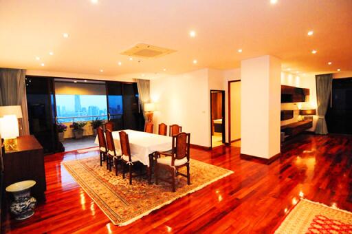 For RENT : Tower Park / 3 Bedroom / 3 Bathrooms / 281 sqm / 120000 THB [6695724]