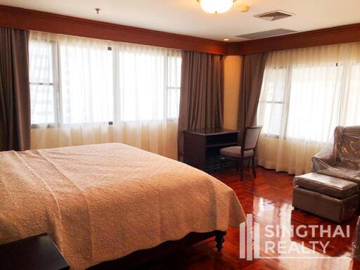 For RENT : Le Raffine Sukhumvit 24 / 3 Bedroom / 3 Bathrooms / 371 sqm / 120000 THB [6736212]