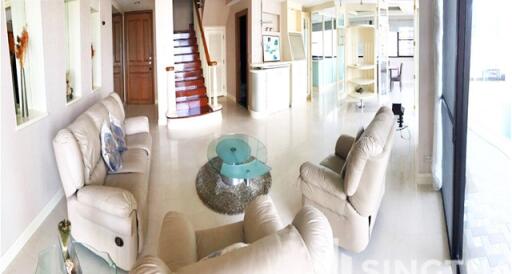 For RENT : Le Raffine Sukhumvit 24 / 3 Bedroom / 3 Bathrooms / 371 sqm / 120000 THB [6984998]